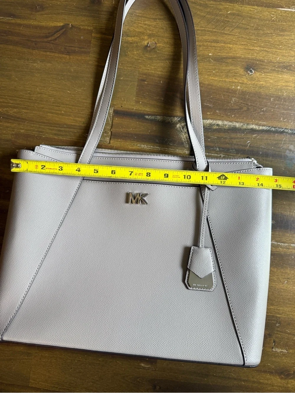 Michael kors Maddie Silver Leather Tote